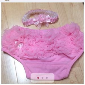 New baby bloomer set