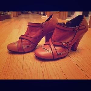 Leather and Snake print Ankle Heels