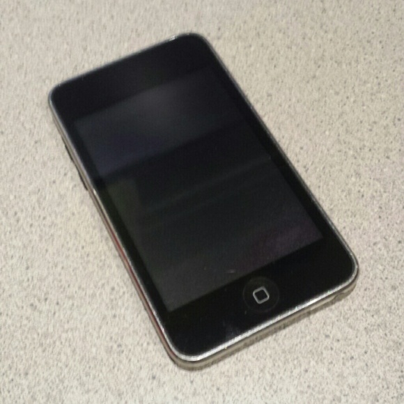 IPOD Touch 2nd generation - Picture 2 of 4