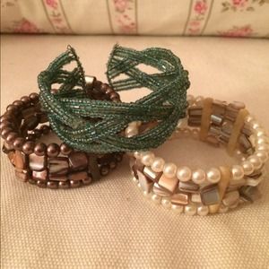 Hand made beaded and pearl bracelets!
