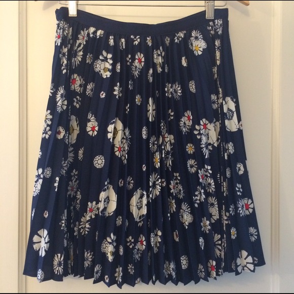 Jason Wu for Target Skirts - Jason Wu for Target navy floral pleated skirt Jason Wu for Target Skirts - Jason Wu for Target navy floral pleated skirt