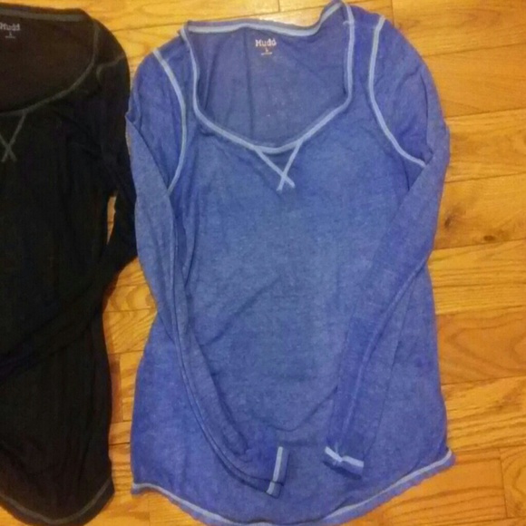 Two lightweight swoop neck tops - Picture 3 of 4