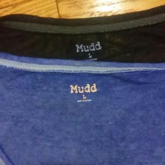 Two lightweight swoop neck tops - Picture 4 of 4