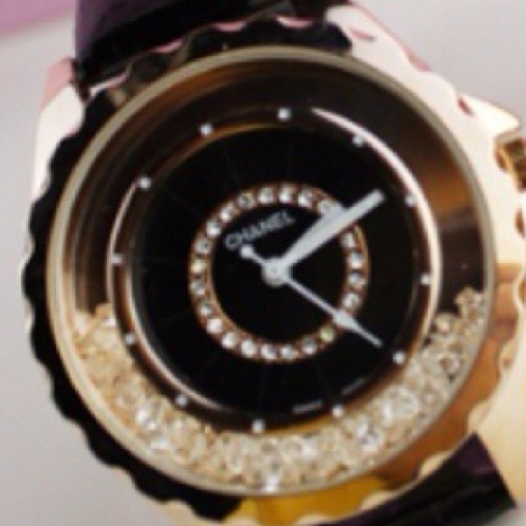 Gorgeous watch floating crystals