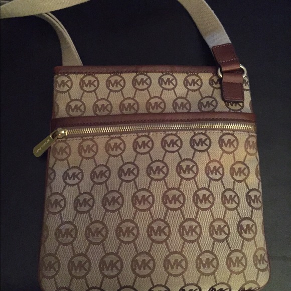 Michael Kors Crossbody Bag