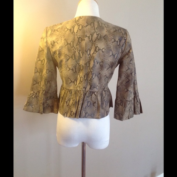 Python print peplum leather jacket - Picture 3 of 4