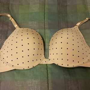 Jessica Simpson Bra. SOLD IN BUNDLE.
