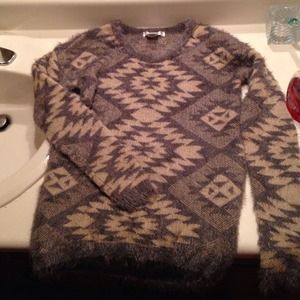 Cream & Grey Aztec Print Sweater