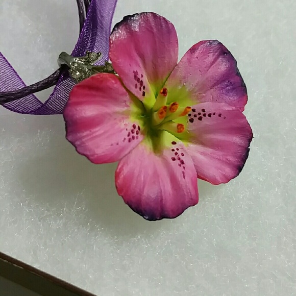 New Handmade Ceramic Flower Pink Purple Necklace