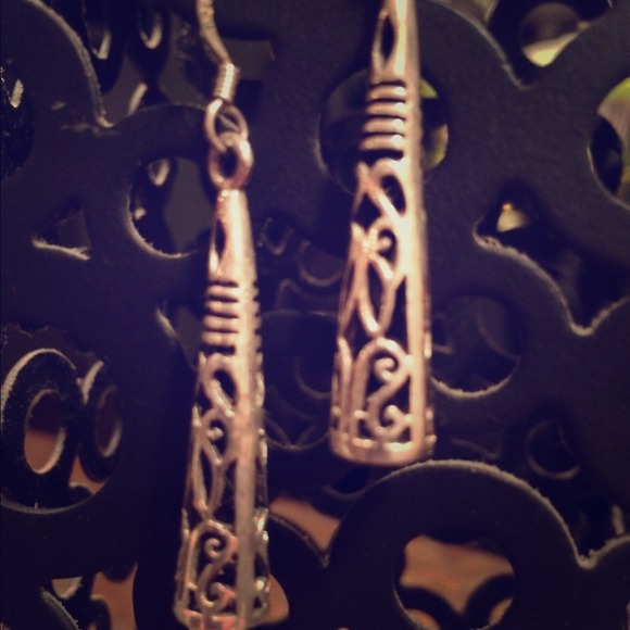 Silpada Jewelry - Rare Silpada filigree cone earrings