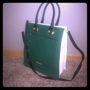 NWT Olivia + Joy large handbag!
