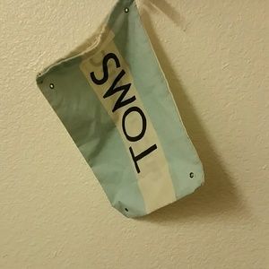 Toms Bag.