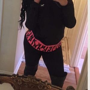 Victoria's Secret PINK BOOT CUT YOGA PANTS 💓💕