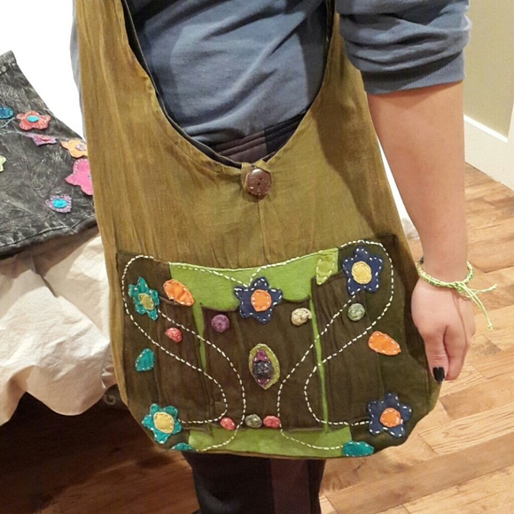 Green flower crossover bag