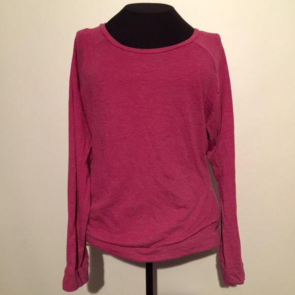 Basic 3/4 sleeve pullover shirt PLUS BONUS - Picture 2 of 4