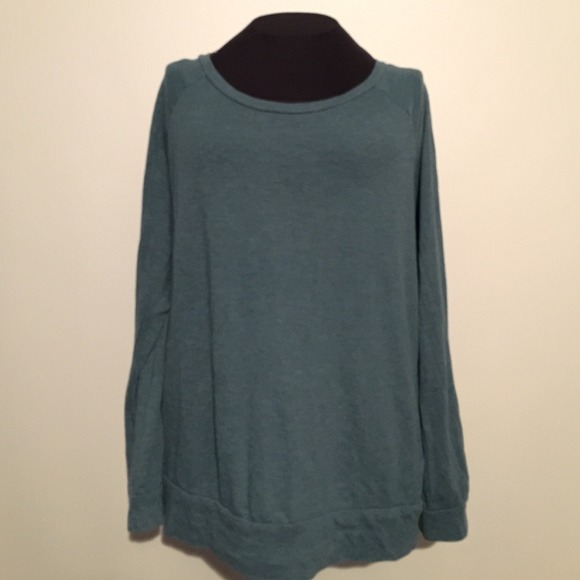 Basic 3/4 sleeve pullover shirt PLUS BONUS - Picture 4 of 4