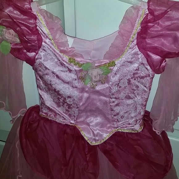 Princess Dress (kids) - Picture 2 of 3