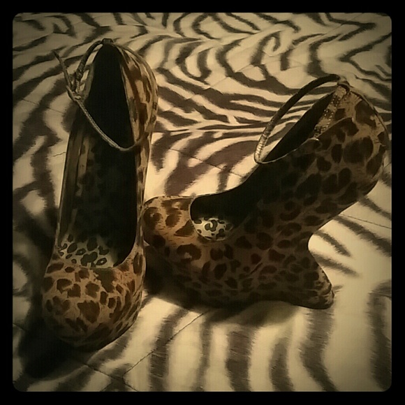 Leopard heels - Picture 1 of 1