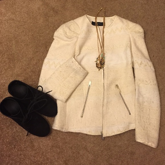 ZARA white blazer
