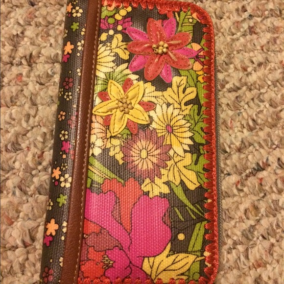 Sak Roots Wallet