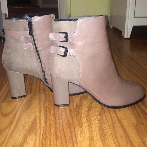Kenneth Cole High Heel Boots - Picture 3 of 3
