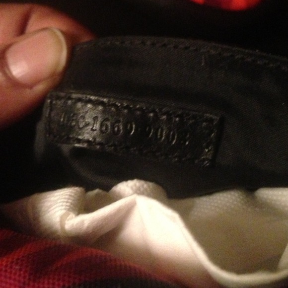 😍VINTAGE GUCCI CASE W/ TISSUE HOLDER😍 - Picture 11 of 16