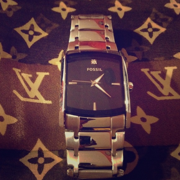 Fossil mens wrist watch with diamond