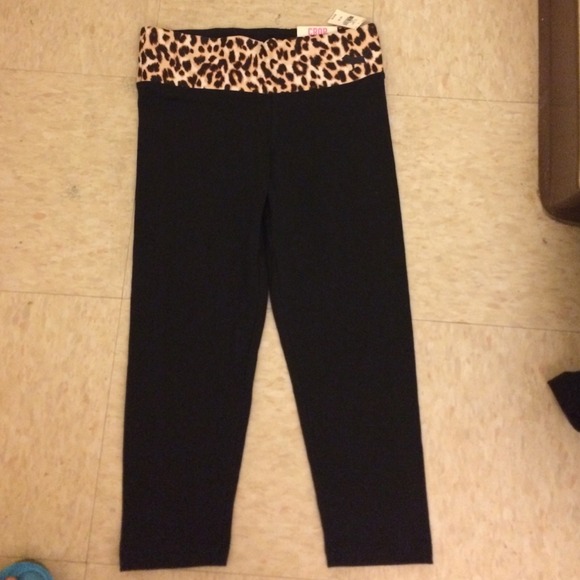 Brand new yoga pant