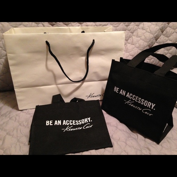 Kenneth cole shopping bag