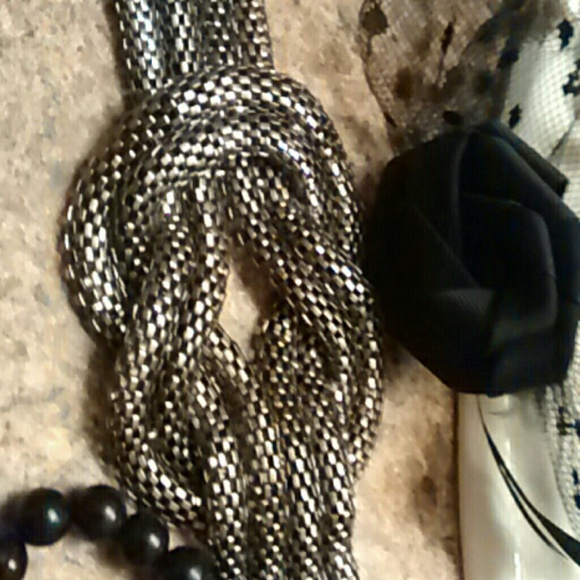 Blk kight - Picture 3 of 4