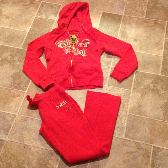 Red SweatSuit❤️