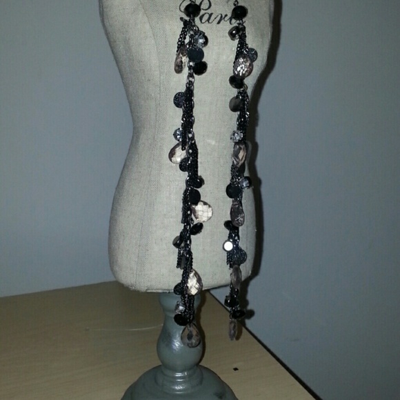 Chandelier earrings