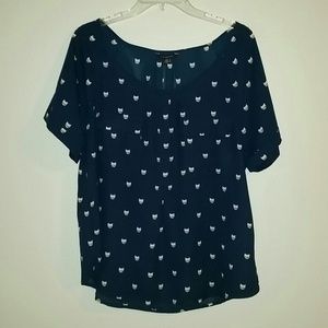 American Eagle Kitten Faced Blouse