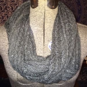 D&Y infinity scarf