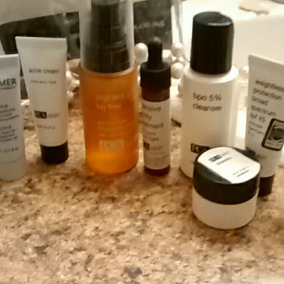 Acne cream