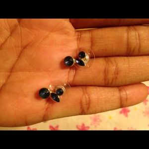 Matching silver and dark blue set