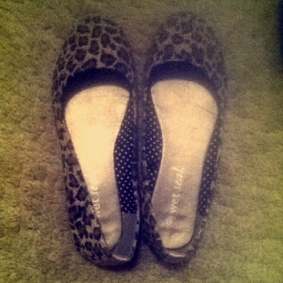 Leopard Flats