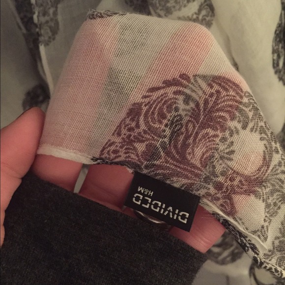 Sugar Skull Scarf! - Picture 3 of 3