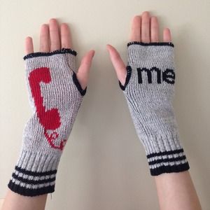 Call me fingerless gloves