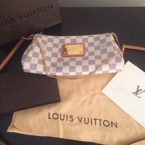 🌟SOLD🌟Louis Vuitton Eva clutch Damier Azur
