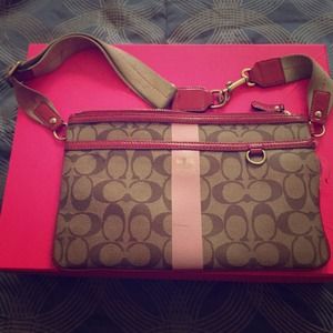 Authentic Coach Cute coach fanny pack