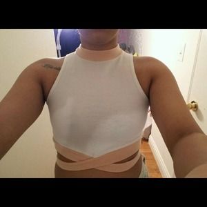 Missguided Turtleneck crop white and peach