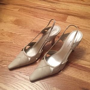 Bandolino Slingback Pump
