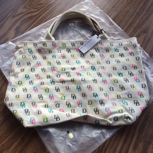 Dooney & Bourke tote