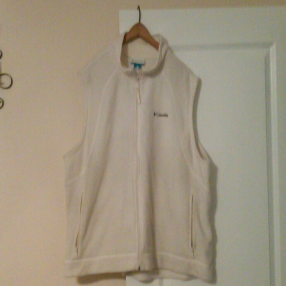 Columbia vest