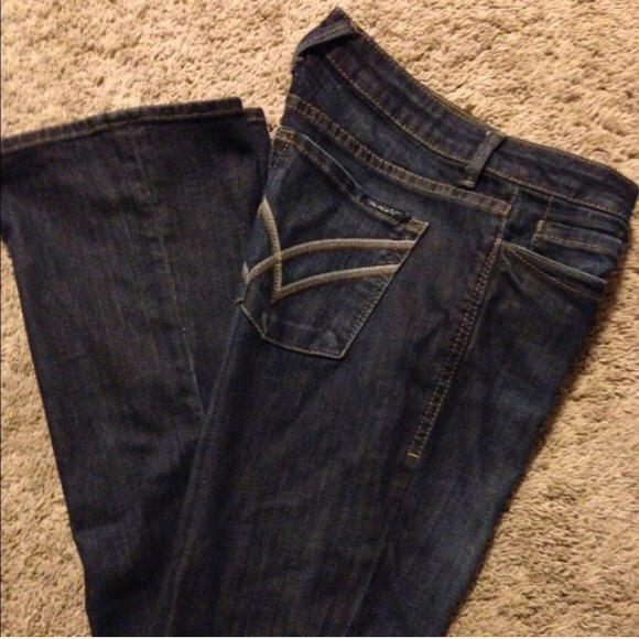 William Rast jeans - Picture 2 of 2