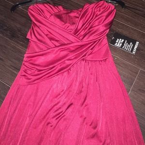 Beautiful bright red EXPRESS dress❤️