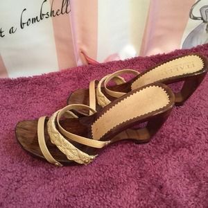 Italian made shoes! Stunning! unique design!