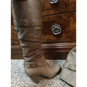 🔥CLEARANCE🔥Jessica Simpson boots 👢