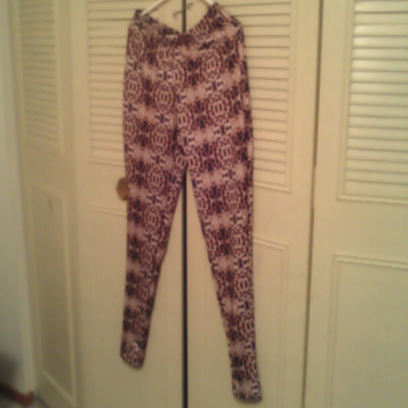 Torrid plus size leggings new never worn.